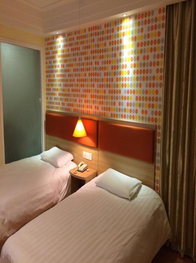 Home Inn Chengdu Kuanzhai Alley New City Square Exterior foto